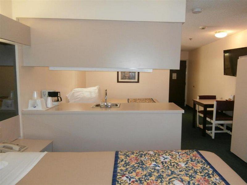 America'S Best Value Inn & Suites-Mcdonough Ngoại thất bức ảnh